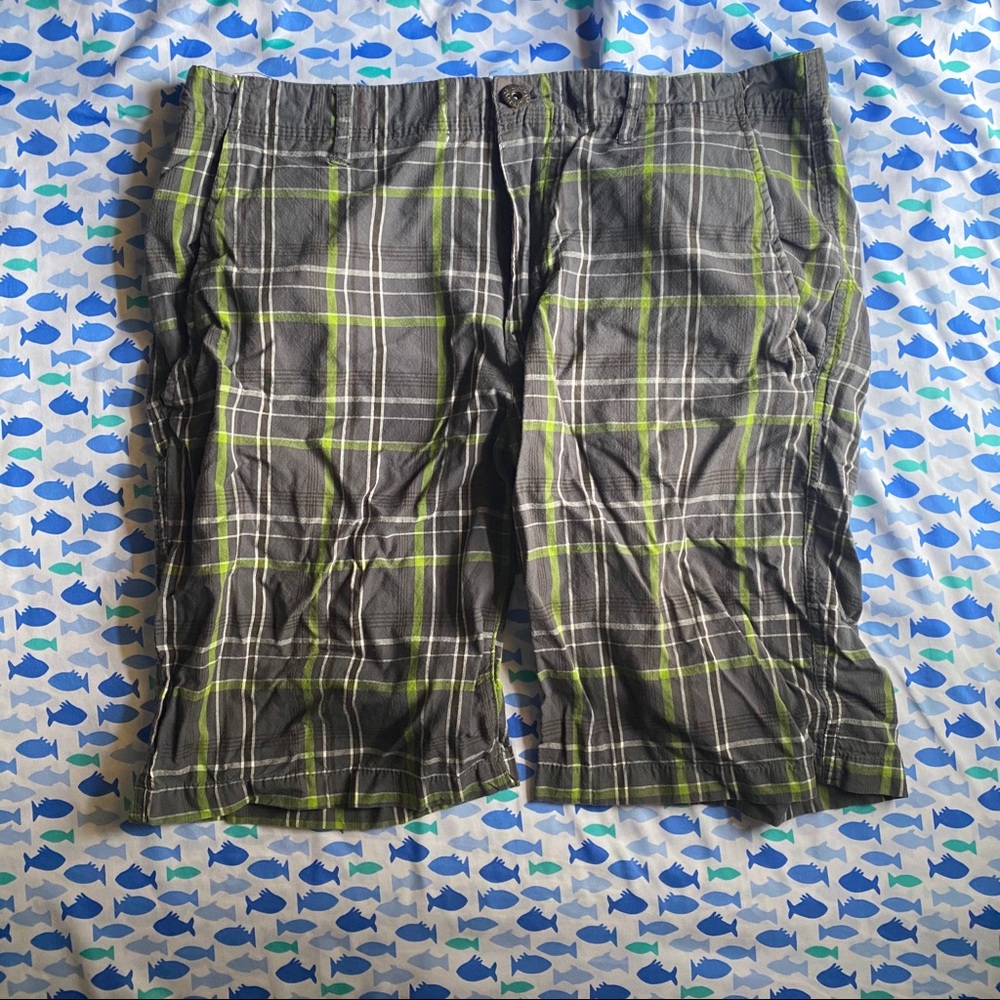 Men’s Plaid Cargo Shorts by Carbon
